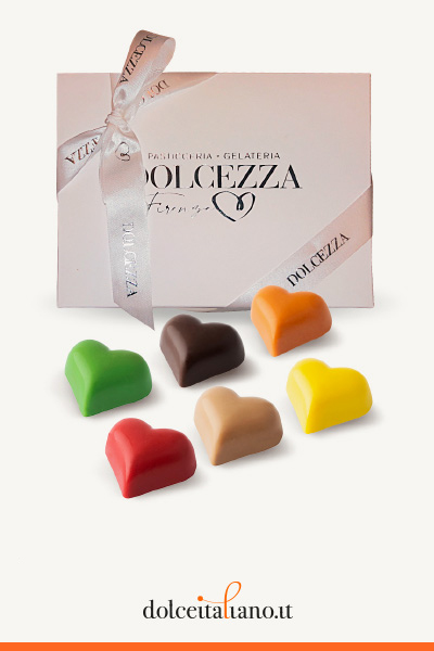 Confezione da 12 cioccolatini Giraudi forma cuore gusti assortiti di Dolcezza Firenze